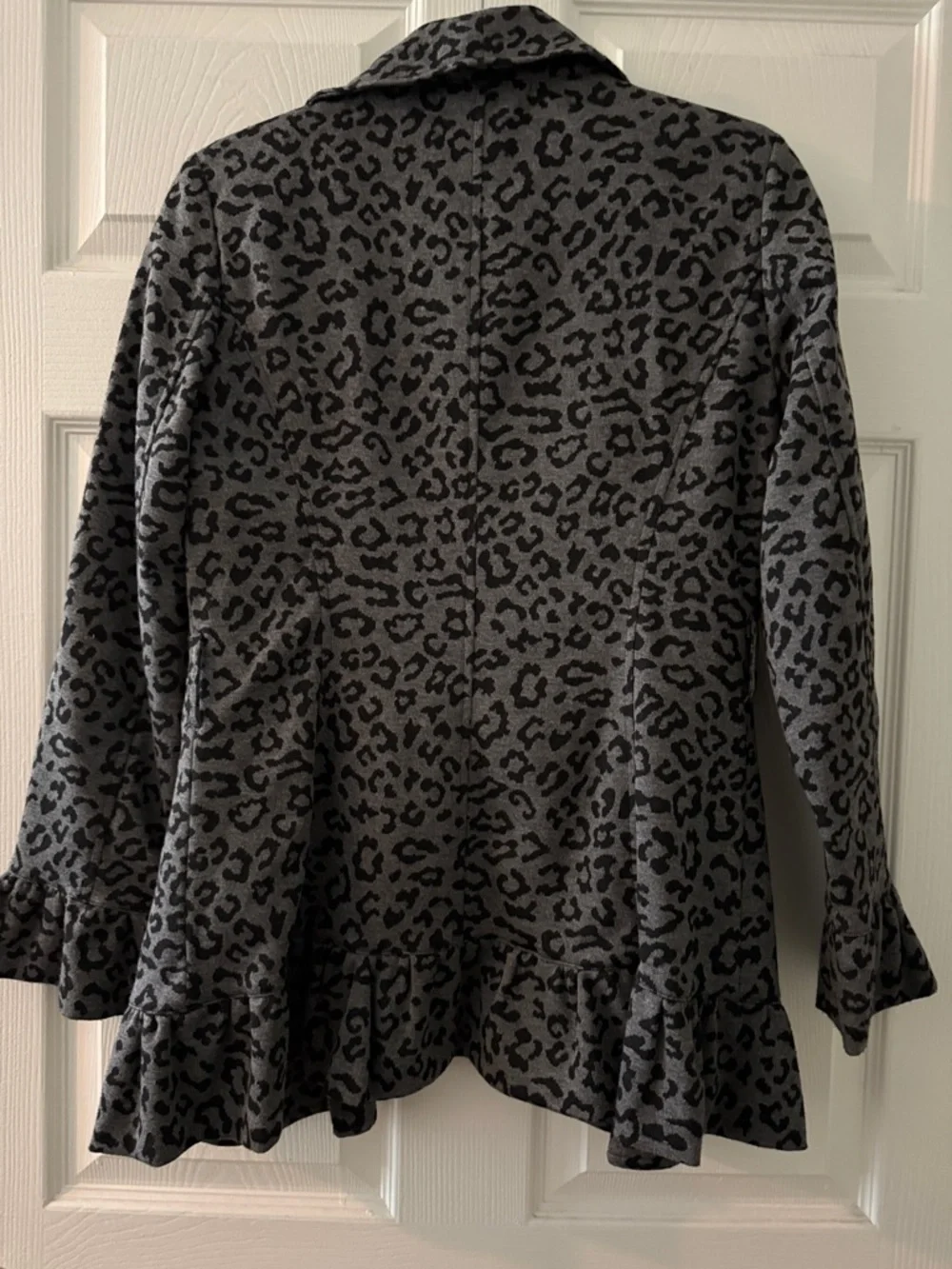 Sandro Gray and Black Leopard Print Ruffle Jacket - Picture 2 of 4